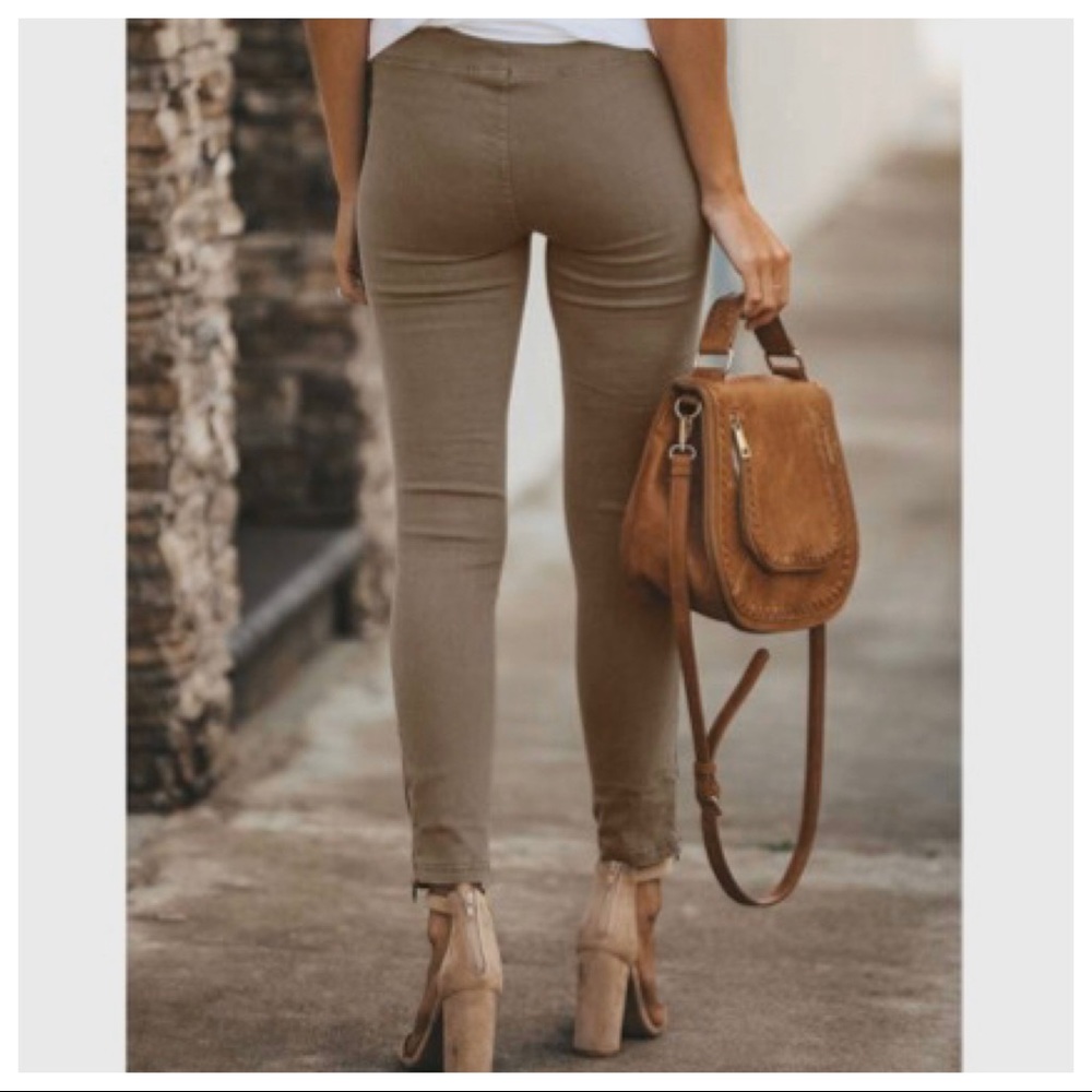 Mocha Stretch motto jeggings with zipper trim - Picture 2 of 5